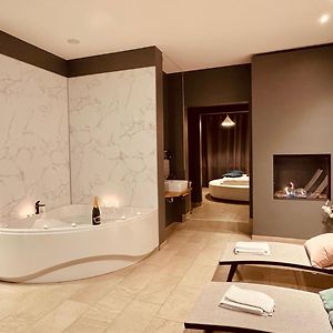 Kamer met een King Size Bed